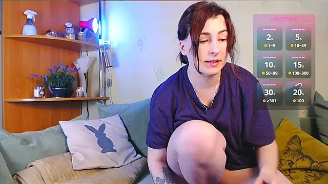 Caroline1995 online show from 12-04-25, 07:18