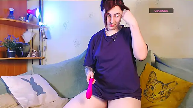 Caroline1995 online show from 11-11-25, 05:35