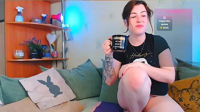 Caroline1995 online show from 09-14-25, 08:04