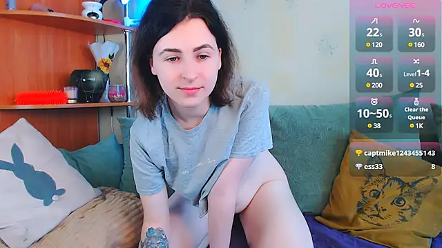 Caroline1995 online show from 03-21-25, 10:17