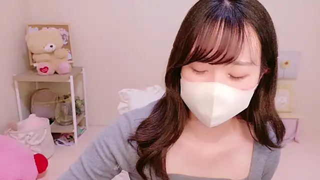 Snapshot of KANAMIn chatting on 03-21-25, 10:06 KANAMIn online show from 03-21-25, 10:06