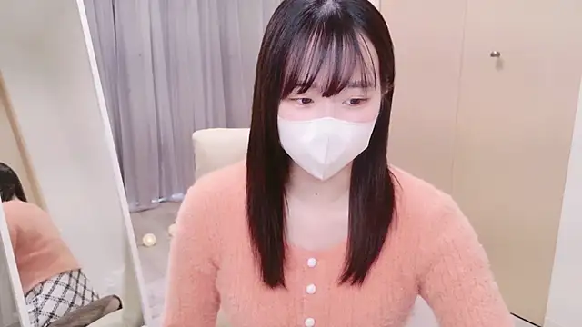 Snapshot of KANAMIn chatting on 03-10-25, 03:45 KANAMIn online show from 03-10-25, 03:45