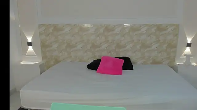 AliceRoss0 online show from 11-26-25, 11:27