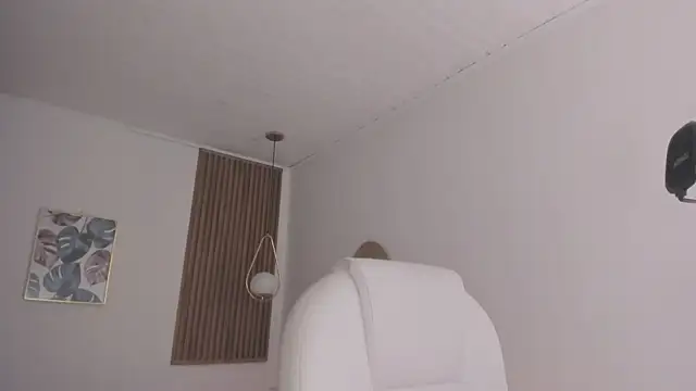 TiffanyWright online show from 02-05-26, 01:29