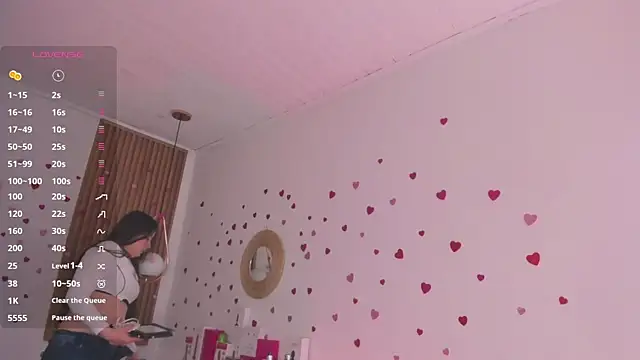 TiffanyWright online show from 03-31-26, 01:35