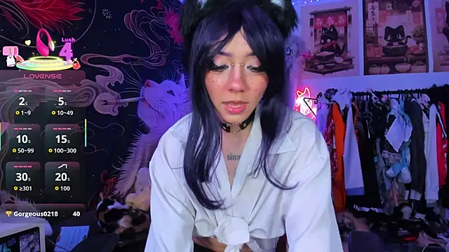 Snapshot of Alicedangerrr chatting on 04-25-26, 02:03 Alicedangerrr online show from 04-25-26, 02:03