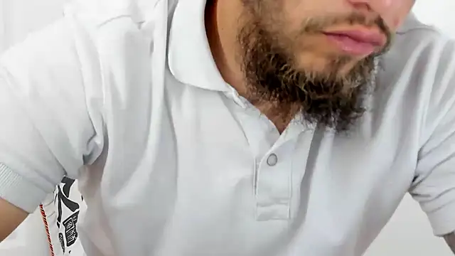 Beard xox online show from 02-19-26, 08:39