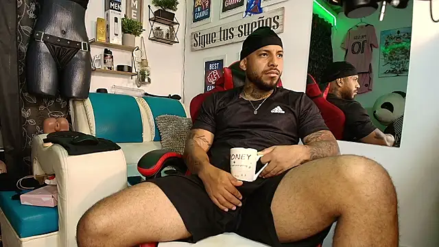 Leenar Key online show from 02-06-26, 08:10