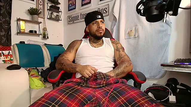 Leenar Key online show from 11-15-25, 12:53