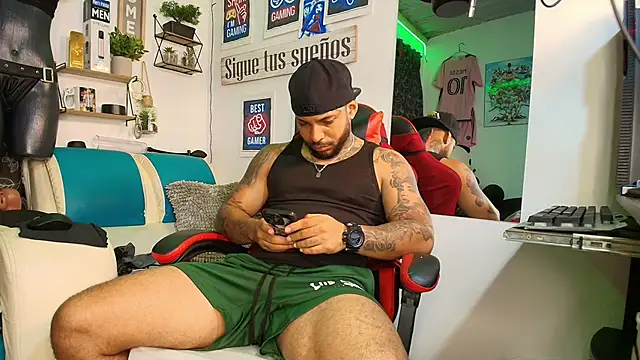 Leenar Key online show from 02-11-26, 12:43