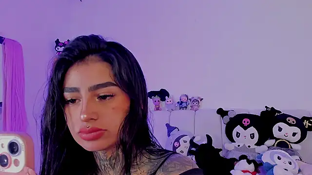 shadowcatt  online show from 11-04-25, 10:13