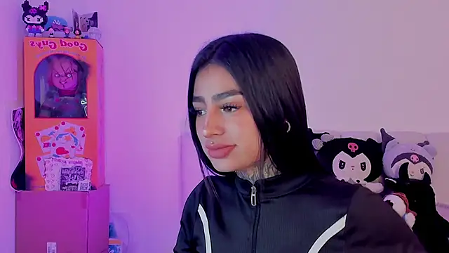 shadowcatt  online show from 12-19-25, 08:44