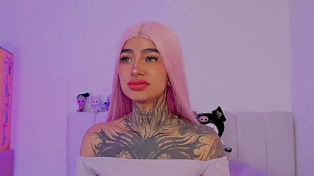 shadowcatt  online show from 11-02-25, 04:12