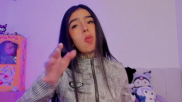 shadowcatt  online show from 10-18-25, 05:15