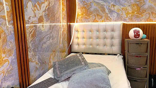  Jessi29  online show from 03-24-26, 09:37