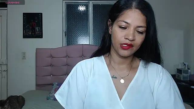 Snapshot of makennaa_ chatting on 05-25-26, 10:14 makennaa online show from 05-25-26, 10:14