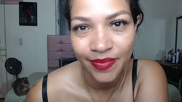 Snapshot of makennaa_ chatting on 06-01-26, 10:26 makennaa online show from 06-01-26, 10:26