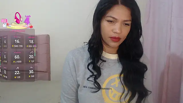 makennaa  online show from 03-25-26, 10:14