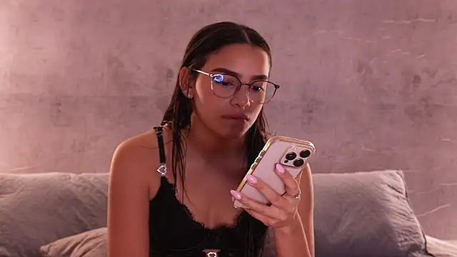 Nicky and Blake online show from 02-21-26, 07:16