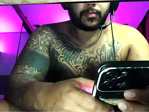 Ale Mineiro online show from 03-16-26, 10:45