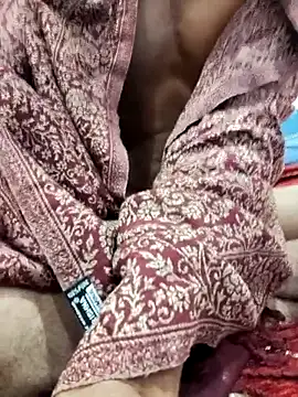 Snapshot of king_boy chatting on 02-15-26, 07:57 king boy online show from 02-15-26, 07:57