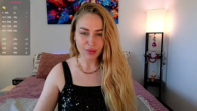 Snapshot of AliceMYs chatting on 05-05-26, 10:07 AliceMYs online show from 05-05-26, 10:07