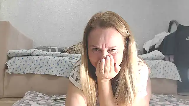 Vika  online show from 10-26-25, 04:35