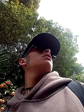 Cuervo maniaco online show from 02-14-25, 03:36