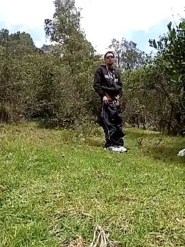 Cuervo maniaco online show from 03-21-25, 03:24