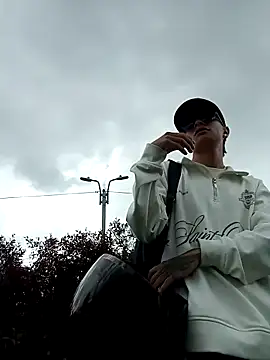 Cuervo maniaco online show from 12-04-24, 04:43