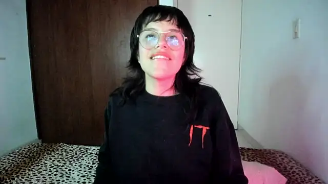 Lucyfx666 online show from 09-30-25, 05:24