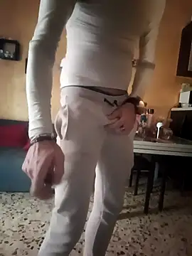 Fragolina73- online show from 10-15-25, 03:42