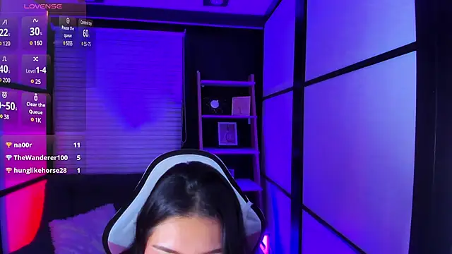 Snapshot of TifanyWhite_ chatting on 02-03-25, 10:54 TifanyWhite online show from 02-03-25, 10:54