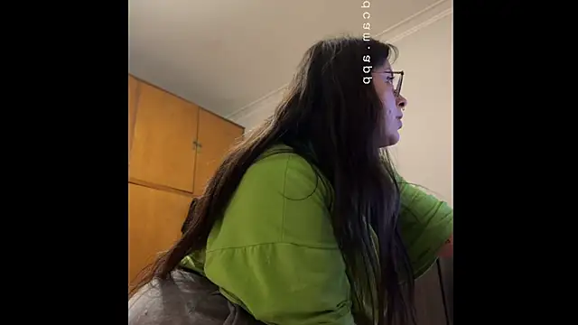 Mizztikaa online show from 11-20-25, 06:52