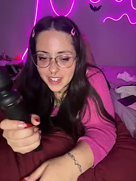 Mizztikaa online show from 02-27-25, 06:46
