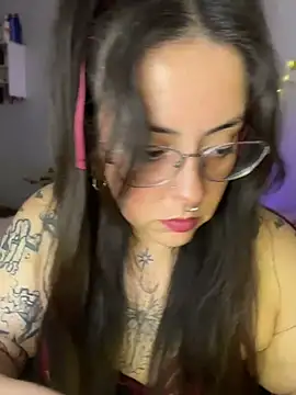 Mizztikaa online show from 04-12-26, 12:03