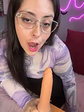 Mizztikaa online show from 10-08-25, 06:52