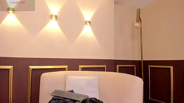 morganlake  online show from 03-08-26, 03:43