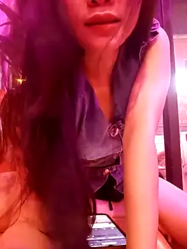 Alissa 121 online show from 11-13-25, 06:12