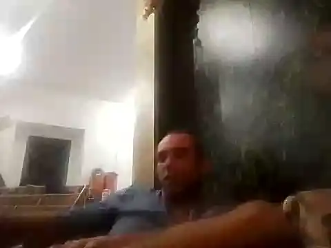 Snapshot of DrbigdickUK chatting on 10-16-25, 07:00 DrbigdickUK online show from 10-16-25, 07:00