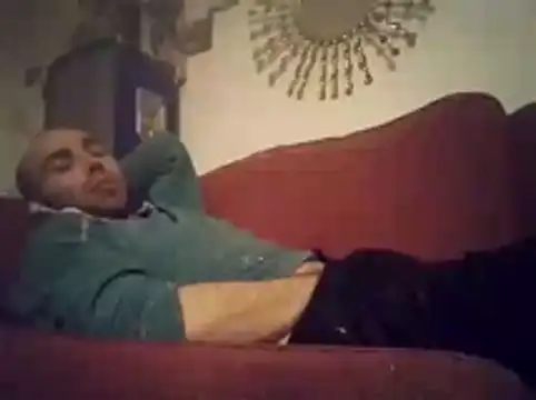 Snapshot of DrbigdickUK chatting on 12-03-25, 08:52 DrbigdickUK online show from 12-03-25, 08:52