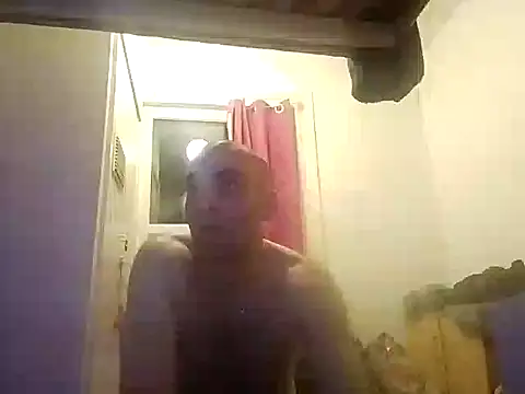 Snapshot of DrbigdickUK chatting on 02-28-25, 10:28 DrbigdickUK online show from 02-28-25, 10:28