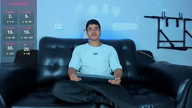 Rob saenz  online show from 03-06-25, 01:14