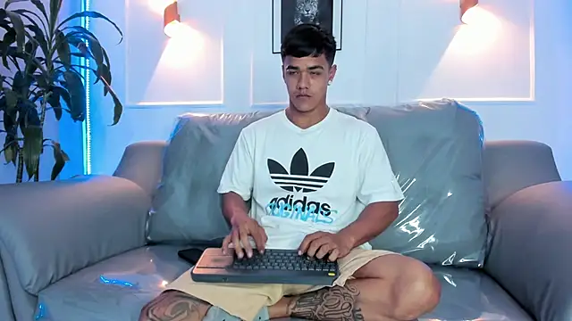 Rob saenz  online show from 11-27-25, 12:49