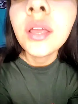 Nahiara velez online show from 04-05-26, 07:09