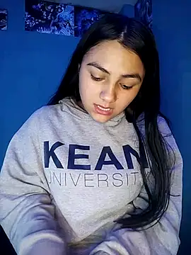 Nahiara velez online show from 10-02-25, 12:47