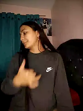 Nahiara velez online show from 02-09-25, 02:49