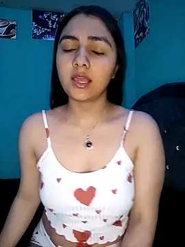 Nahiara velez online show from 03-07-26, 05:07