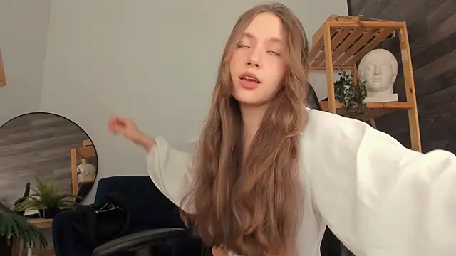 MaryannSoftt online show from 11-20-25, 04:07