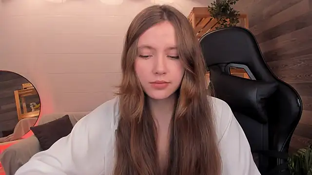 MaryannSoftt online show from 09-30-25, 03:18